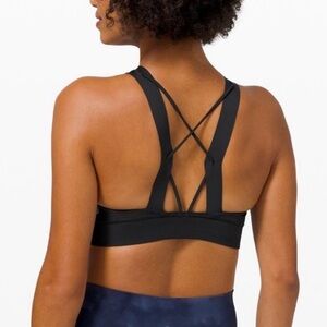 NWT Lululemon Strong at Heart running sports bra in black size 4
